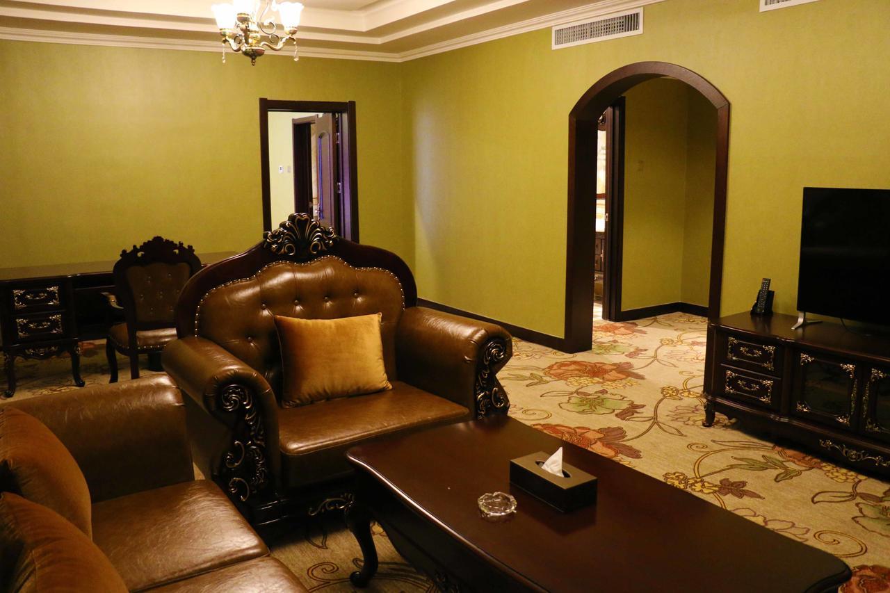 Hohhot Level Of Details Hotel Exterior photo