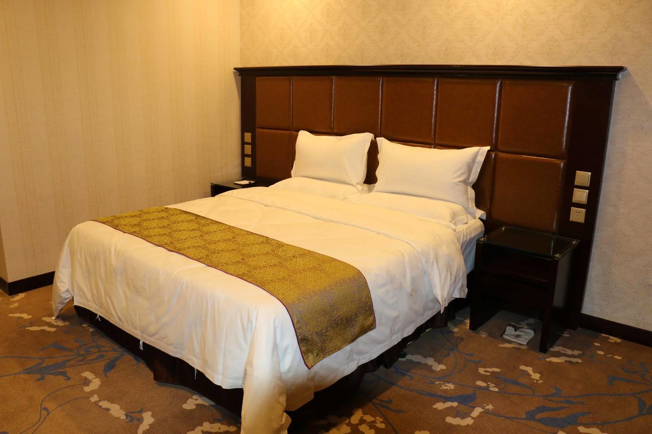 Hohhot Level Of Details Hotel Exterior photo